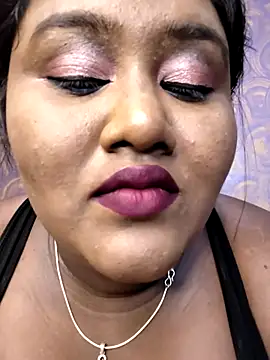 horny diana online show from May 24, 2026, 4:12 pm