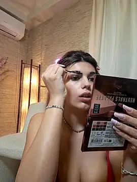 Snapshot of Bella_Posh chatting on February 26, 2026, 3:55 pm Bella Posh online show from February 26, 2026, 3:55 pm