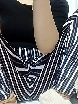 BUSE8821 online show from January 11, 2026, 5:18 pm