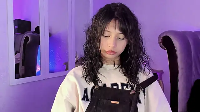 Seren Bleck online show from September 23, 2025, 2:58 am