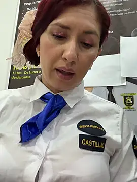 Snapshot of Megan-01- chatting on February 4, 2026, 12:33 pm Megan-01- online show from February 4, 2026, 12:33 pm