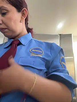 Snapshot of Megan-01- chatting on February 6, 2026, 11:46 am Megan-01- online show from February 6, 2026, 11:46 am