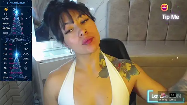 Snapshot of Isabella_Collen_v chatting on December 15, 2025, 8:02 pm Isabella Collen v online show from December 15, 2025, 8:02 pm