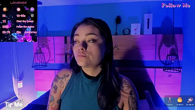 ChloeAllennn online show from November 30, 2025, 10:30 am