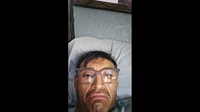 Mrpito7878 online show from March 8, 2025, 9:40 pm