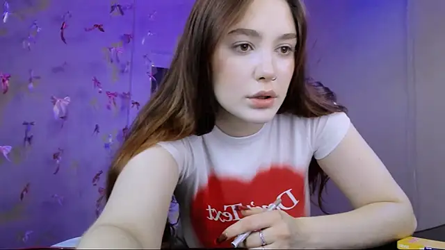 hazel sullivan online show from June 30, 2026, 8:37 am