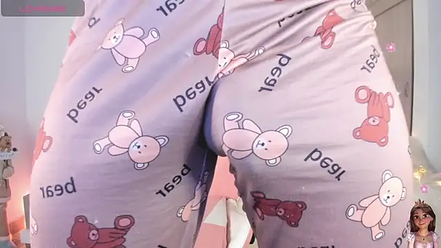 Snapshot of your_favorite_doll_ chatting on November 20, 2025, 7:24 pm your favorite doll online show from November 20, 2025, 7:24 pm