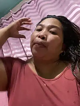 Snapshot of Sweet_fatty18 chatting on December 11, 2024, 11:00 pm Sweet fatty18 online show from December 11, 2024, 11:00 pm