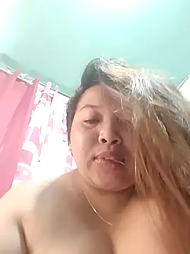 Snapshot of Sweet_fatty18 chatting on January 10, 2025, 6:09 am Sweet fatty18 online show from January 10, 2025, 6:09 am