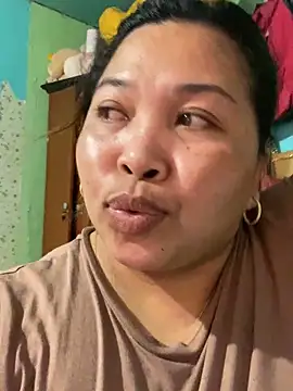 Snapshot of Sweet_fatty18 chatting on January 20, 2025, 3:59 am Sweet fatty18 online show from January 20, 2025, 3:59 am