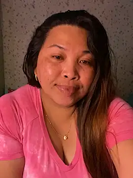 Snapshot of Sweet_fatty18 chatting on January 28, 2025, 2:32 am Sweet fatty18 online show from January 28, 2025, 2:32 am