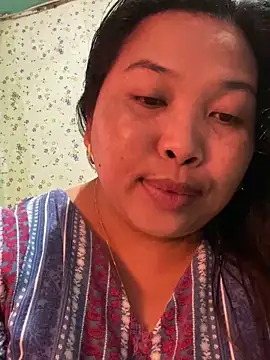 Snapshot of Sweet_fatty18 chatting on February 14, 2025, 4:04 am Sweet fatty18 online show from February 14, 2025, 4:04 am