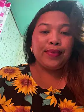 Snapshot of Sweet_fatty18 chatting on March 15, 2025, 9:52 am Sweet fatty18 online show from March 15, 2025, 9:52 am