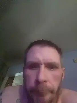 Snapshot of lambomusik chatting on February 22, 2025, 10:52 pm lambomusik online show from February 22, 2025, 10:52 pm