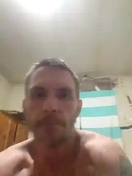 Snapshot of lambomusik chatting on February 24, 2025, 5:22 am lambomusik online show from February 24, 2025, 5:22 am