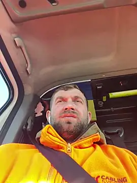 daniel21p online show from February 28, 2025, 3:37 pm