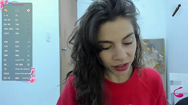 jessyegoldenn online show from February 16, 2026, 8:49 pm