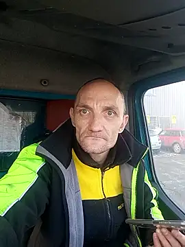 Snapshot of Machura chatting on January 9, 2026, 10:18 am Machura online show from January 9, 2026, 10:18 am