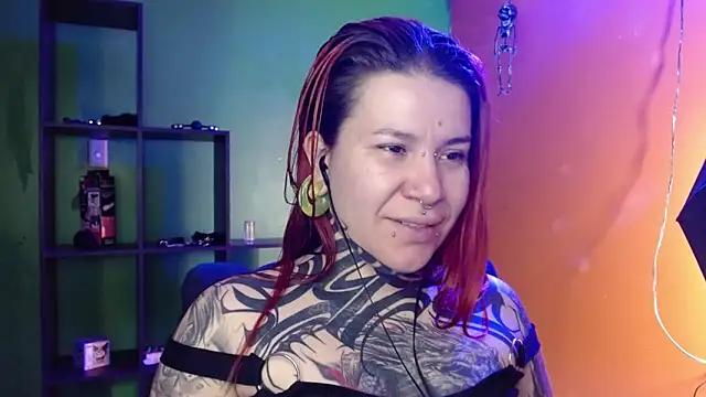 Snapshot of Pandora_9666 chatting on April 20, 2026, 3:37 pm Pandora 9666 online show from April 20, 2026, 3:37 pm