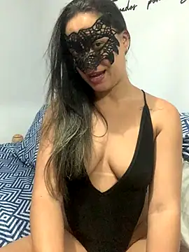 Snapshot of Belatantrica chatting on October 15, 2025, 3:06 am Belatantrica online show from October 15, 2025, 3:06 am