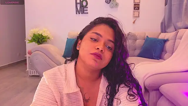 tatiana 10 online show from May 13, 2026, 7:06 am