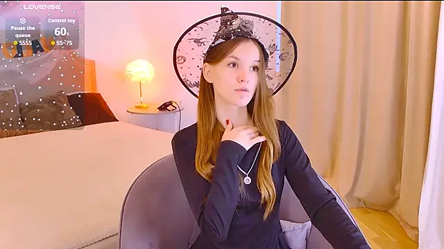 Amber Rogers online show from October 27, 2025, 5:33 am