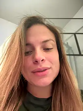 gynna kimera online show from December 18, 2025, 9:32 pm