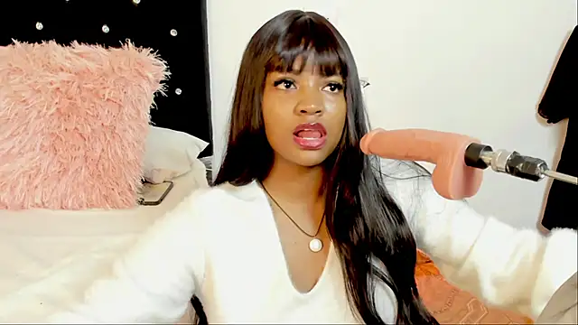 Snapshot of ValerieBlakee chatting on October 10, 2025, 5:01 pm ValerieBlakee online show from October 10, 2025, 5:01 pm