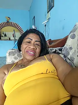 Snapshot of Tocameamor chatting on October 24, 2025, 3:41 pm Tocameamor online show from October 24, 2025, 3:41 pm