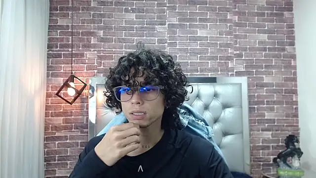 andres ocasio online show from February 28, 2025, 12:42 pm