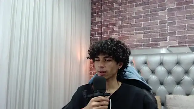 andres ocasio online show from March 18, 2025, 12:47 pm