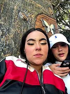 Snapshot of Emily_Black1 chatting on September 21, 2025, 1:13 pm Emily Black1 online show from September 21, 2025, 1:13 pm