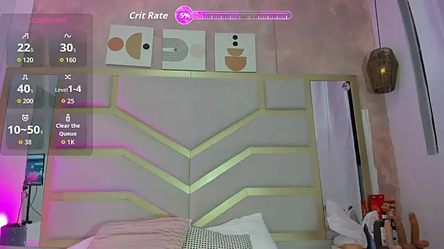 Snapshot of Emily_Black1 chatting on October 14, 2025, 2:23 am Emily Black1 online show from October 14, 2025, 2:23 am