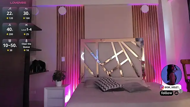 sweetviolet   online show from January 6, 2026, 12:20 pm