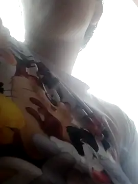 Snapshot of krolay16 chatting on March 2, 2025, 11:42 pm krolay16 online show from March 2, 2025, 11:42 pm