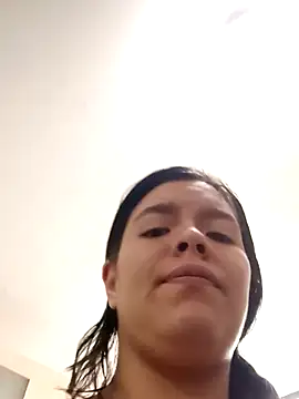 Snapshot of krolay16 chatting on March 12, 2025, 11:44 pm krolay16 online show from March 12, 2025, 11:44 pm