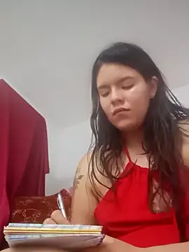 Snapshot of krolay16 chatting on March 15, 2025, 10:03 am krolay16 online show from March 15, 2025, 10:03 am