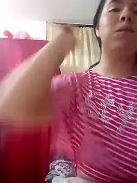 Snapshot of krolay16 chatting on March 17, 2025, 6:07 am krolay16 online show from March 17, 2025, 6:07 am