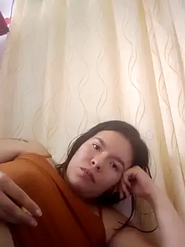 Snapshot of krolay16 chatting on March 18, 2025, 2:36 am krolay16 online show from March 18, 2025, 2:36 am