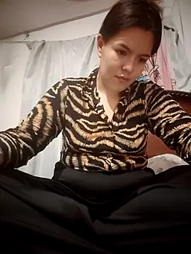 Snapshot of krolay16 chatting on October 4, 2025, 6:00 am krolay16 online show from October 4, 2025, 6:00 am