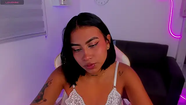 Snapshot of Ivyy_Moon_ chatting on September 11, 2025, 2:11 am Ivyy Moon online show from September 11, 2025, 2:11 am