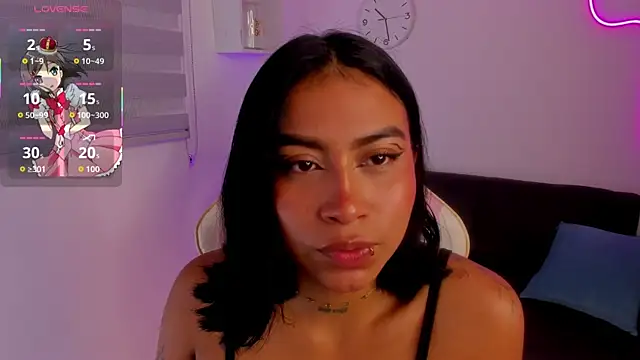 Snapshot of Ivyy_Moon_ chatting on September 19, 2025, 3:30 am Ivyy Moon online show from September 19, 2025, 3:30 am