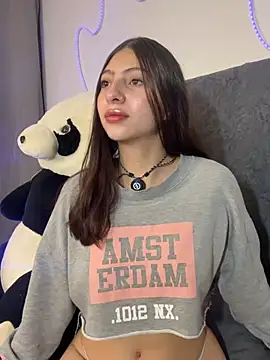 Dirty-Bunnyyy online show from June 8, 2026, 3:18 am