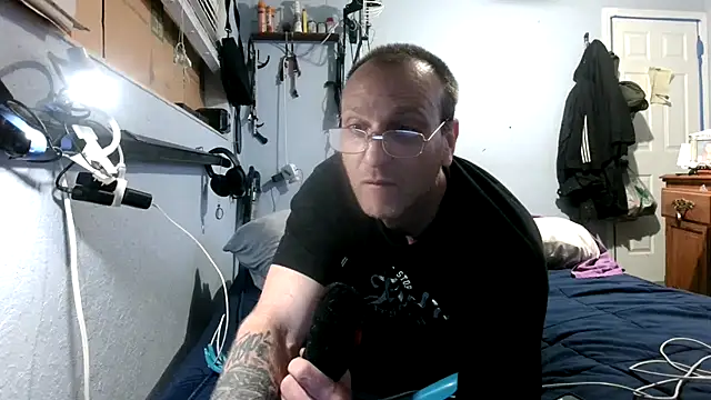 Snapshot of PornStro921 chatting on November 18, 2025, 10:31 am PornStro921 online show from November 18, 2025, 10:31 am