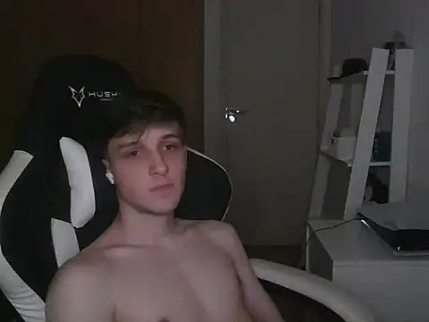 bryanconnor1 online show from November 10, 2025, 7:02 pm