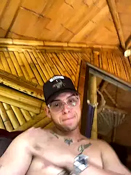 Snapshot of Cristopher1112 chatting on November 13, 2025, 7:24 pm Cristopher1112 online show from November 13, 2025, 7:24 pm