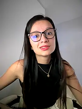 Snapshot of Soy_Sara7 chatting on October 24, 2025, 8:16 pm Soy Sara7 online show from October 24, 2025, 8:16 pm