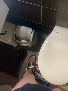 rogerdik76 online show from September 14, 2025, 7:07 am