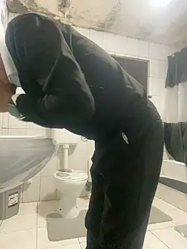 rogerdik76 online show from February 19, 2026, 12:06 am