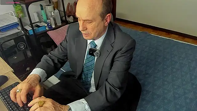 Snapshot of masterboy50 chatting on March 14, 2026, 8:14 pm masterboy50 online show from March 14, 2026, 8:14 pm